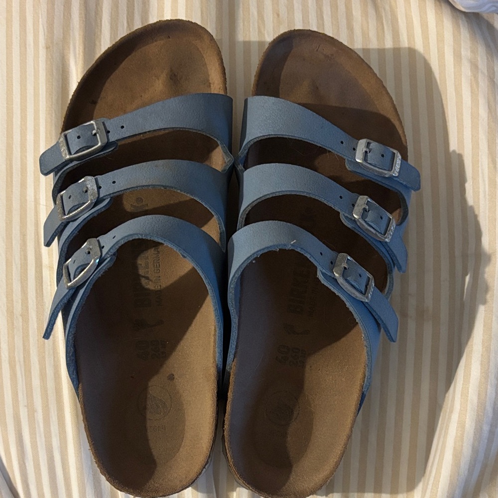 Blue Birkenstock sandals - Picture 2 of 3